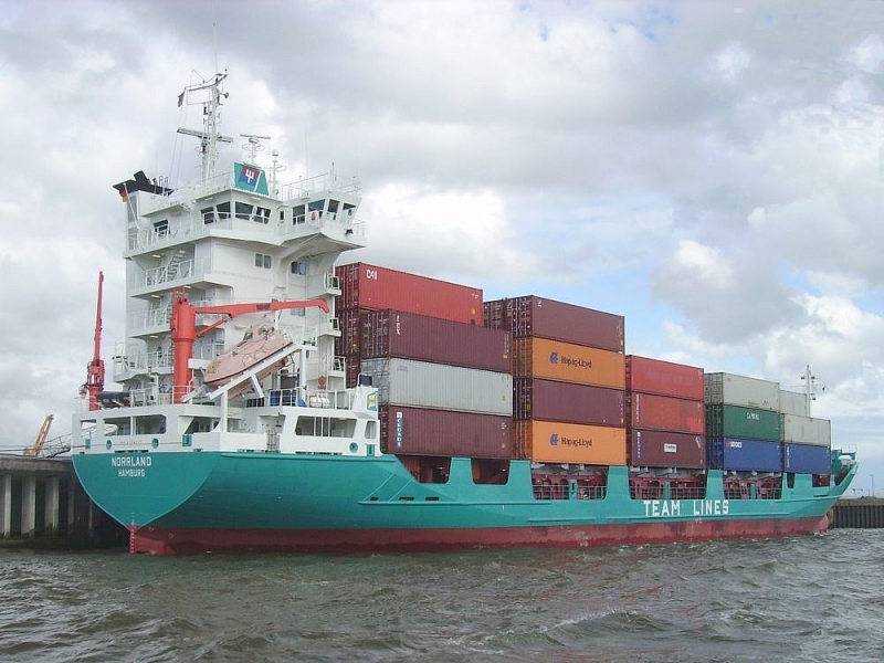 viet-nam-thang-hang-trong-bao-cao-nhap-khau-toan-cau-cua-my