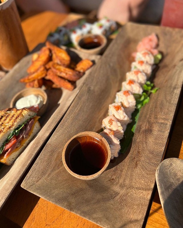 Điểm đến nào ở Đông Nam Á đang được sao Việt ưa chuộng? Điểm đến nào ở Đông Nam Á đang được sao Việt ưa chuộng?