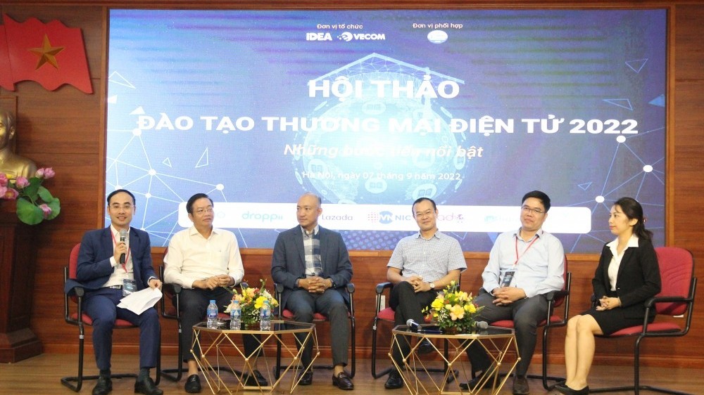 du dia cho cac co so dao tao nhan luc thuong mai dien tu la rat lon