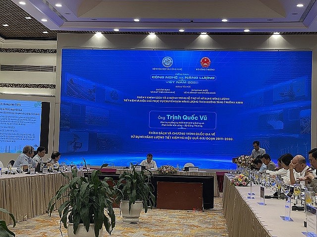 Tìm giải pháp tiết kiệm năng lượng, bảo đảm vững chắc an ninh năng lượng trong bối cảnh mới