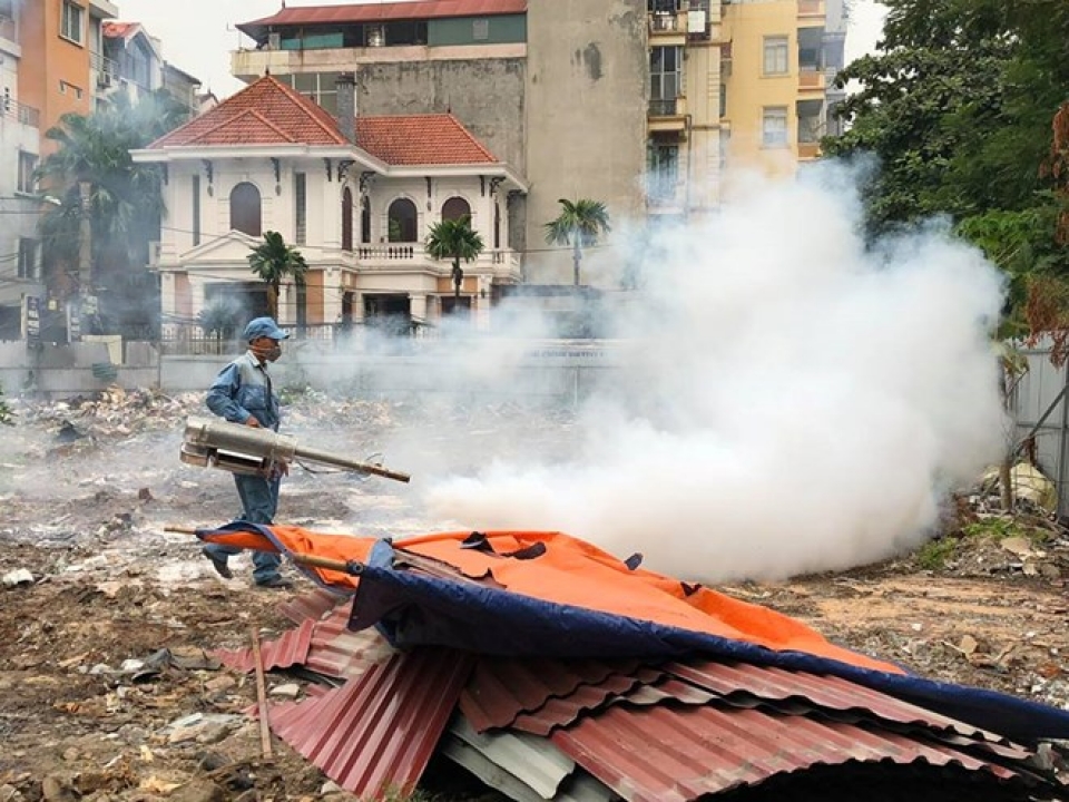 Tiềm ẩn nguy cơ bùng phát bệnh tay chân miệng, sởi và sốt xuất huyết tiem an nguy co bung phat benh tay chan mieng soi va sot xuat huyet