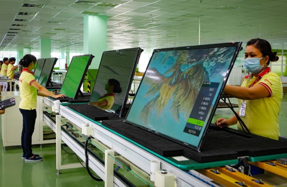 viet nam tut 3 bac ve nang luc canh tranh toan cau