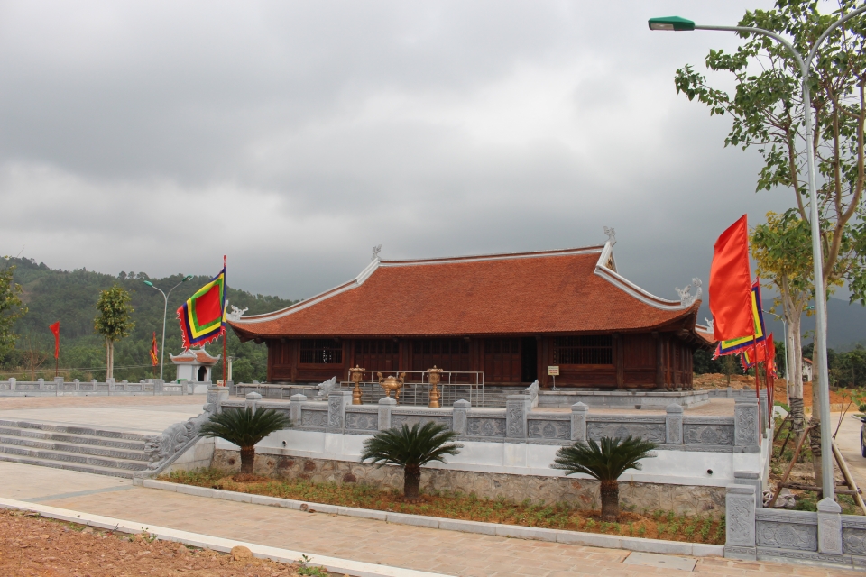 Quảng Ninh phát triển du lịch gắn bảo tồn di sản quang ninh phat trien du lich gan bao ton di san