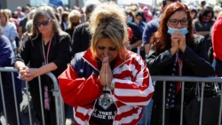 Người dân tuần hành ủng hộ Tổng thống Trump