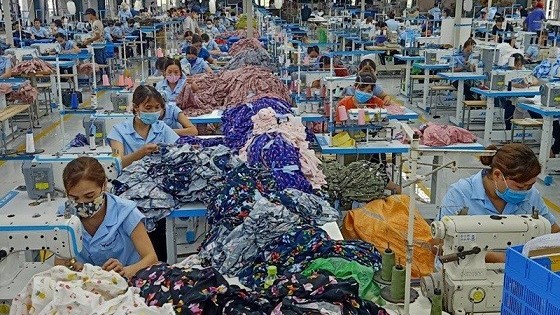 bai toan phuc hoi va trien vong kinh te viet nam nam 2022