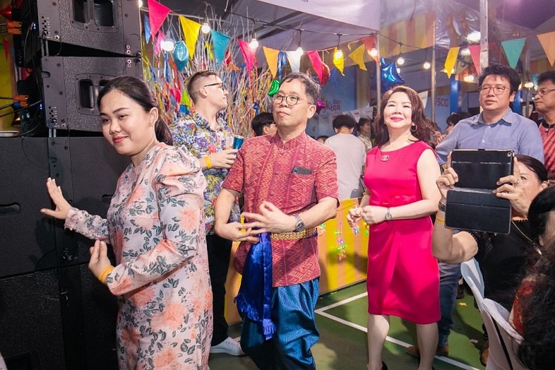 Việt Nam-Thái Lan: 45 năm hợp tác sôi động Việt Nam-Thái Lan: 45 năm hợp tác sôi động