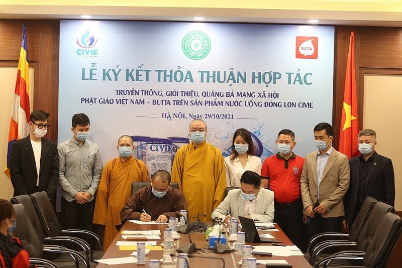 Giáo hội Phật giáo Việt Nam kêu gọi tăng ni, phật tử hạn chế dùng chai nhựa bảo vệ môi trường