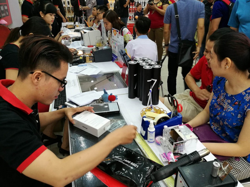 iphone 7 7 plus xach tay giam gia sau