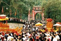 gio to hung vuong 2017 dong nghet nguoi nhung khong chen lan xo day