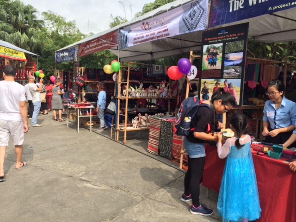 hoi cho hang thu cong truyen thong 2017