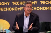 su dung cong nghe may hoc de bien video thanh truyen tranh