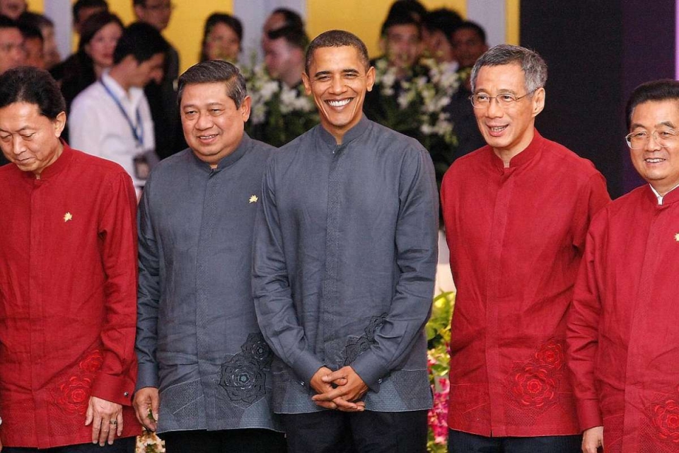 an tuong thoi trang apec tu ao da ao dai cho denao khoac chong nuoc