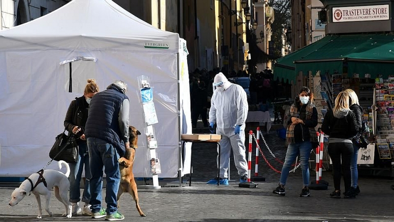 Covid-19: Vượt quá 400.000 ca tử vong, châu Âu trở thành tâm dịch lớn thứ 2 thế giới Covid-19: Vượt quá 400.000 ca tử vong, châu Âu trở thành tâm dịch lớn thứ 2 thế giới