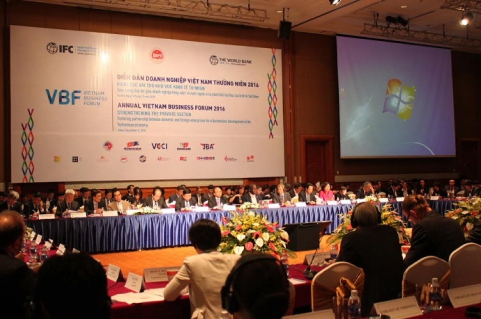 Khai mạc Diễn đàn Doanh nghiệp Việt Nam VBF 2016 khai mac dien dan doanh nghiep viet nam vbf 2016