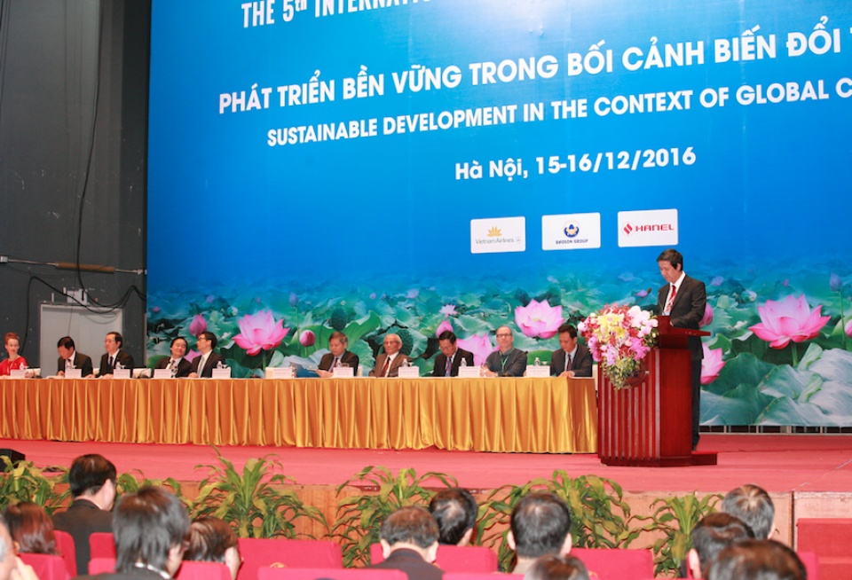 cong bo 10 su kien khoa hoc cong nghe noi bat nam 2016