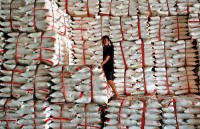 thuong mai lao thai uoc dat tren 8 ty usd nam 2017