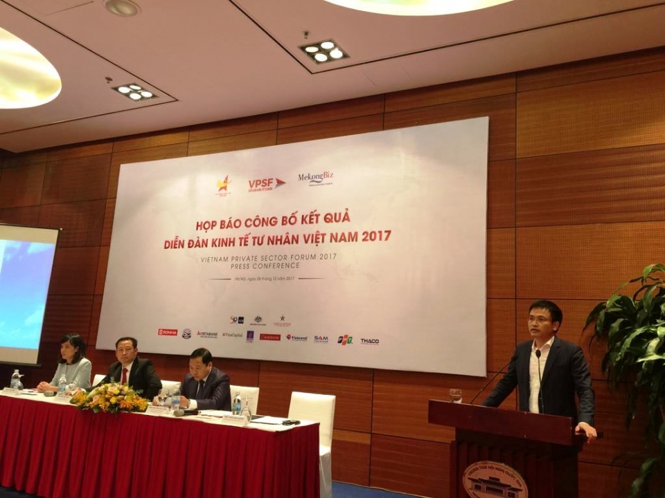 ra mat sach trang dien dan kinh te tu nhan viet nam 2017