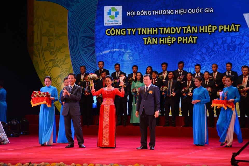 ton vinh 97 doanh nghiep dat thuong hieu quoc gia