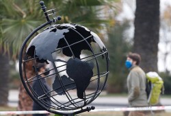 IMF: Kinh tế tiếp tục phục hồi sau nhiều cú sốc, xung đột Nga-Ukraine 'thổi bùng' khủng hoảng năng lượng ở châu Âu