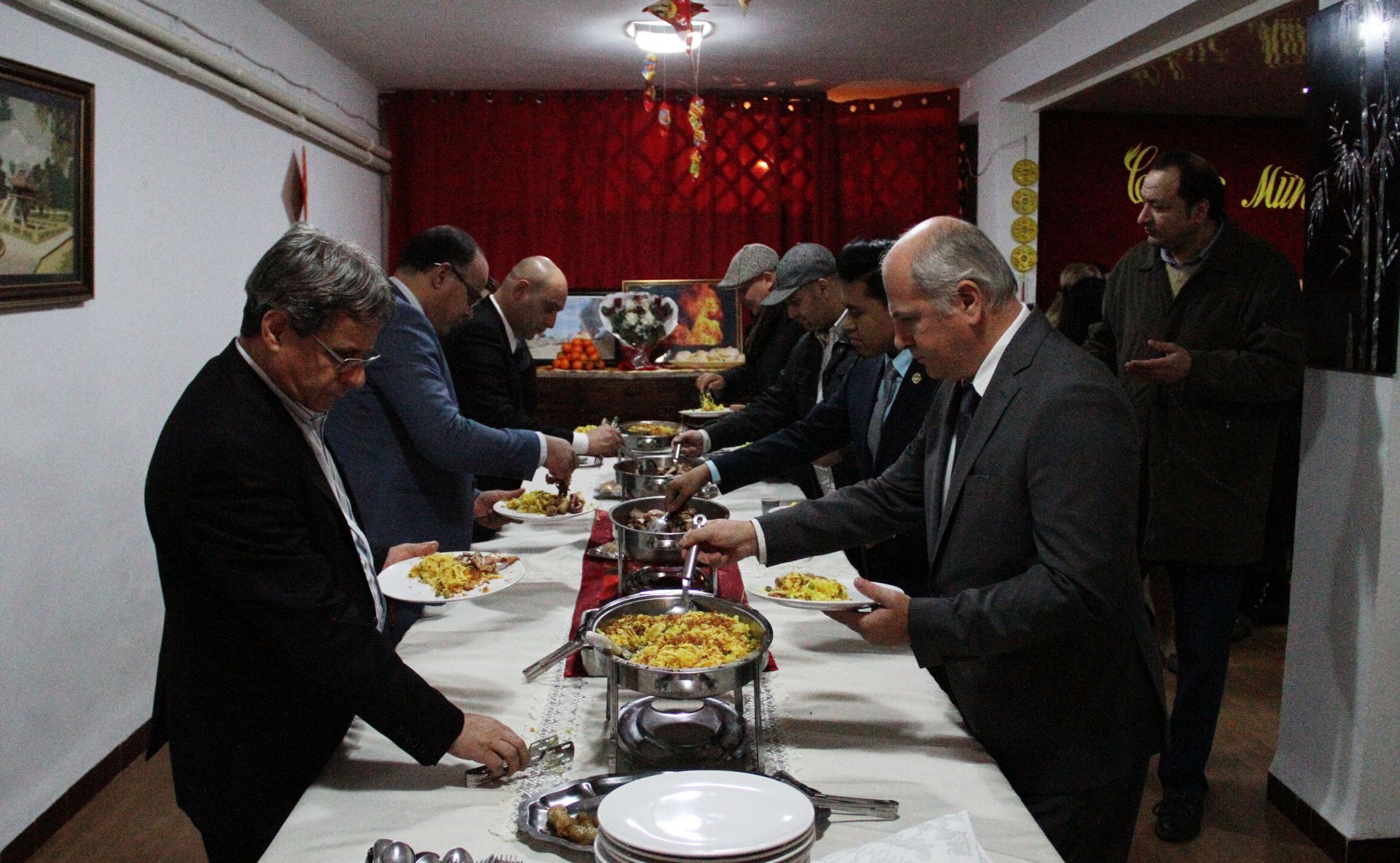 dai su quan viet nam tai algeria to chuc tet cong dong don xuan canh ty 2020