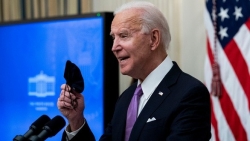 Ngày thứ 3 tại Nhà Trắng: Tân Tổng thống Joe Biden ký 2 sắc lệnh hỗ trợ thực phẩm và tăng lương