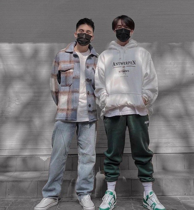 Ngày đầu năm Tân Sửu, sao Việt đi đâu, làm gì?