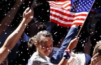 cong du thuong dinh my trieu lan 2 ty le ung ho tong thong donald trump tang