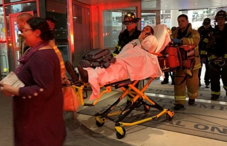 may bay tho nhi ky roi vao vung nhieu dong khong khi tai my nhieu hanh khach bi thuong