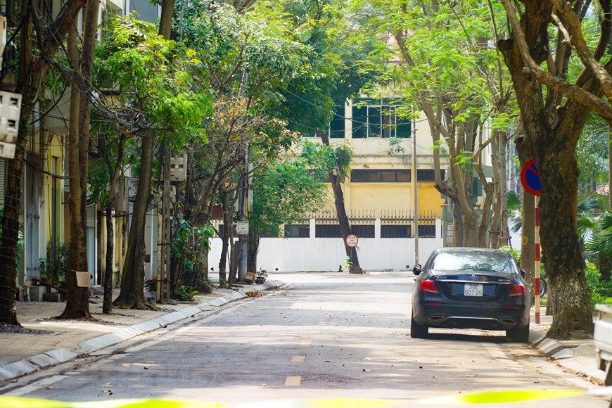 khu cach ly truc bach ra sao sau 2 ngay cong bo ca nhiem covid 19 dau tien tai ha noi