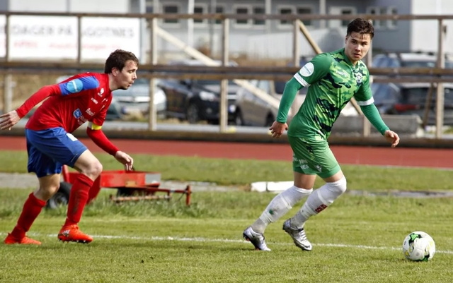 alexander dang lien tuc toa sang o giai na uy