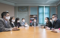 'Chị Thanh Tâm' ở ĐSQ Việt Nam tại Thụy Điển hỗ trợ bà con sở tại chống dịch Covid-19