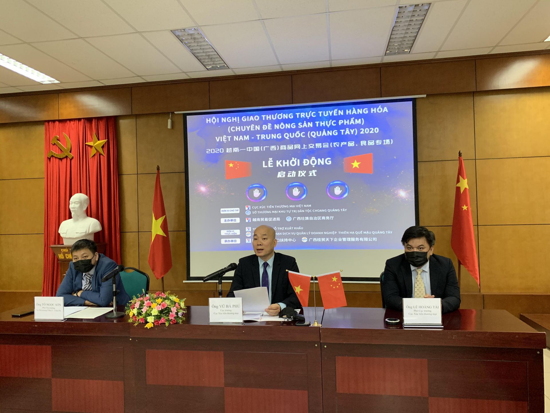 35 doanh nghiep viet nam xuc tien xuat khau truc tuyen nong san thuc pham sang trung quoc