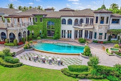 Ngắm biệt thự xa hoa gần 10 triệu USD của con trai cựu Tổng thống Trump