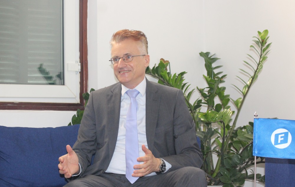 Chuyên gia Đức: Chuyên gia Đức: