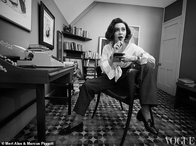 “Nữ hoàng pop” Madonna chật vật làm nghề ở tuổi 60 nu hoang pop madonna chat vat lam nghe o tuoi 60