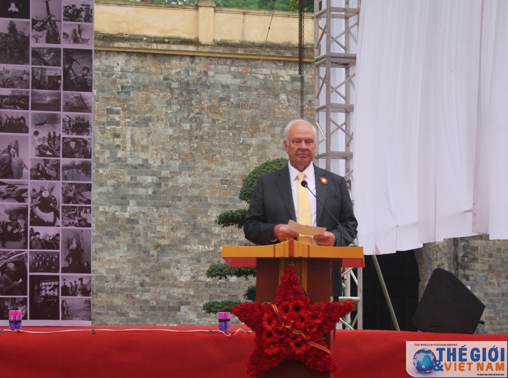 Hơn 1.000 khách mời tham dự Lễ tưởng niệm “Binh đoàn Bất tử” tại Hà Nội hon 1000 khach moi tham du le tuong niem binh doan bat tu tai ha noi