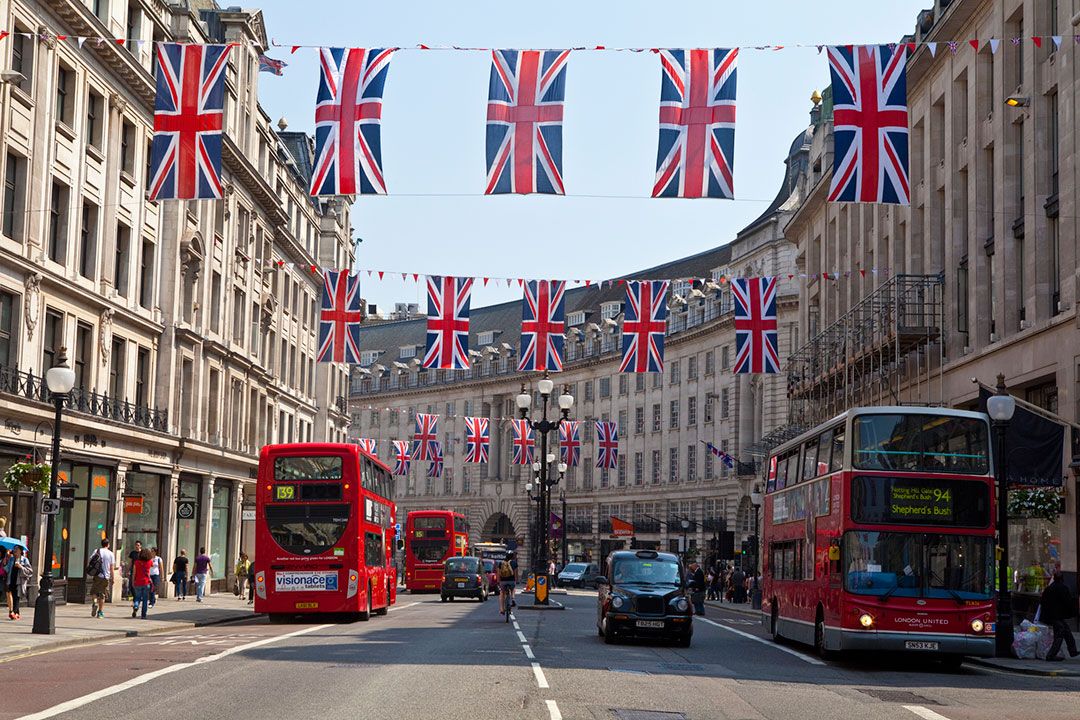 anh doi mat voi suy thoai kinh te toi te nhat ke tu nam 1709