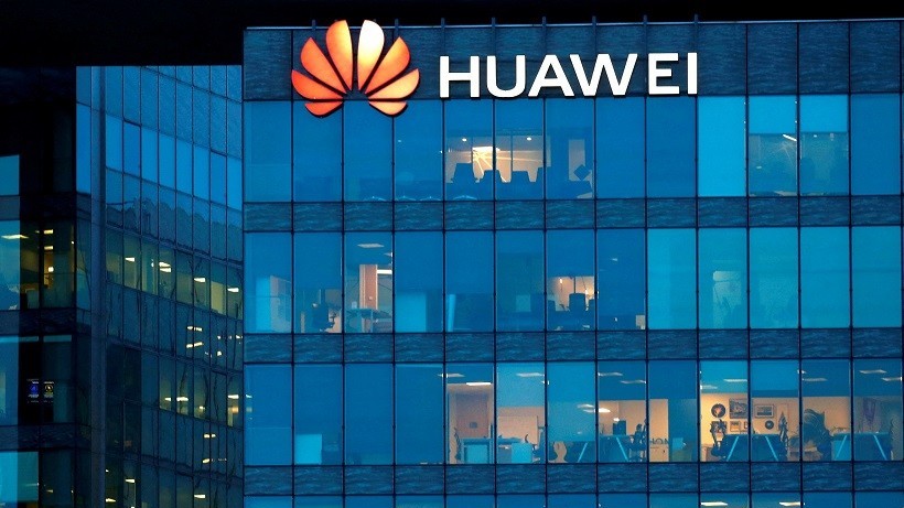 huawei tung san pham moi su dung chip ai cua intel nghi si my bat ngo