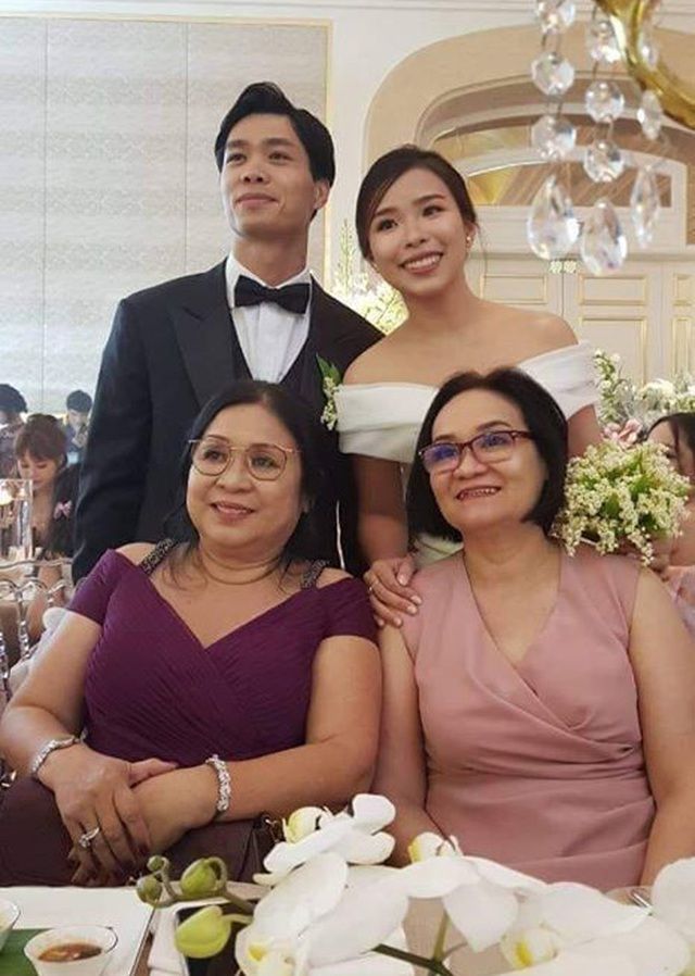 sau le an hoi bi mat lo hinh anh cong phuong rang ro ben co dau moi