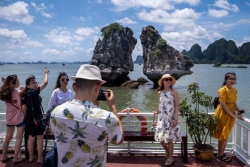 Bloomberg: Du lịch nội địa Việt Nam đang khởi động mạnh mẽ thời hậu Covid-19