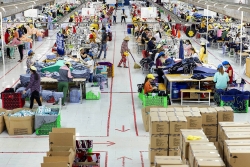 covid 19 o viet nam sang 126 57 ngay khong co ca mac o cong dong benh nhan phi cong co the bo may tho som hon tien luong