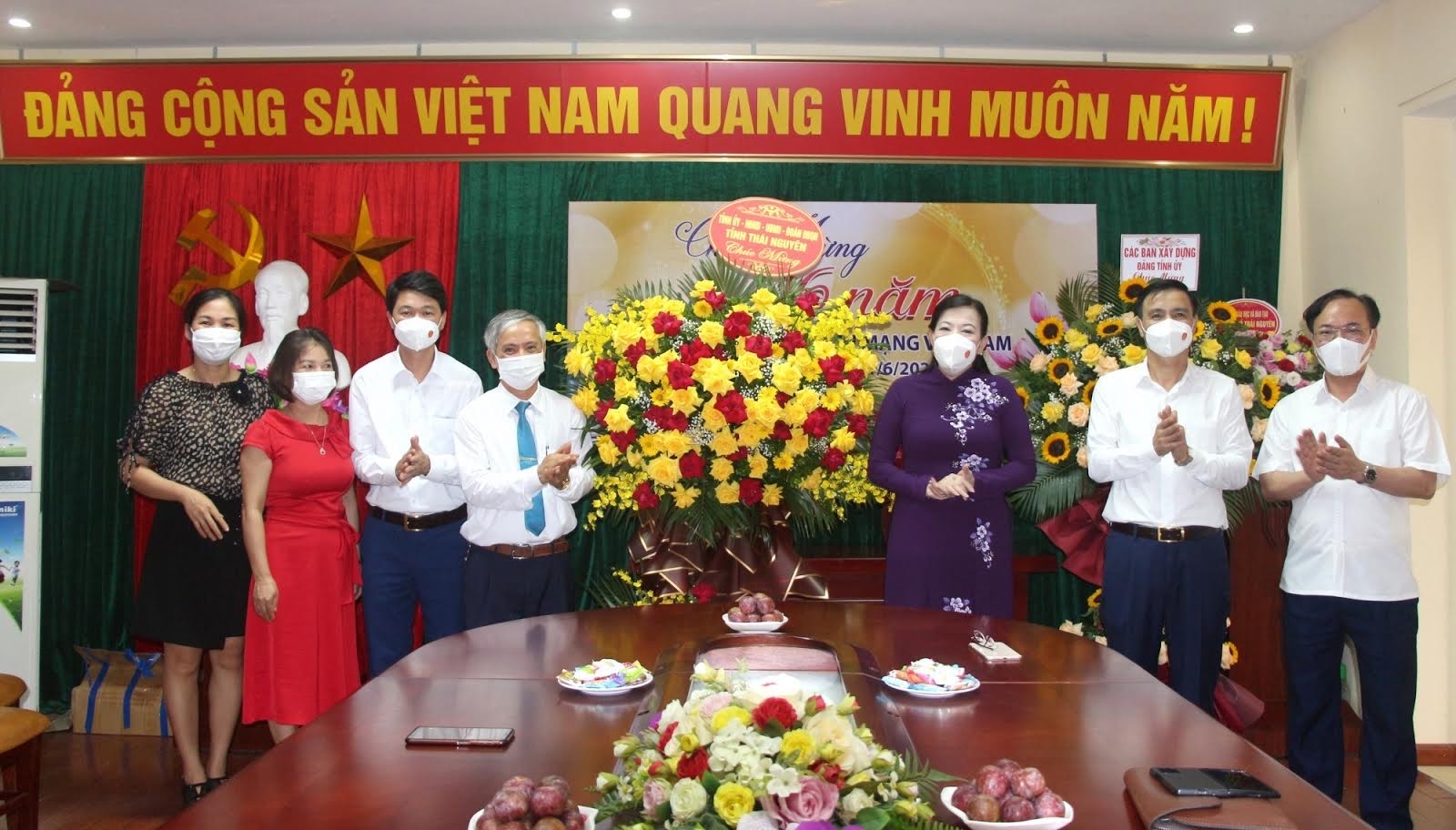 Đồng chí Nguyễn Thanh Hải, Uỷ viên Trung ương Đảng, Bí thư tỉnh ủy thăm chúc mừng Hội Nhà báo tỉnh nhân dịp kỷ niệm 96 năm ngày Báo chí Cách mạng Việt Nam 21/6/2021 (1925 – 2021)