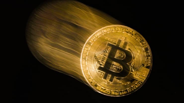 Bitcoin lần đầu xuống dưới 30.000 USD sau 6 tháng, lý do nhà đầu tư không lo lắng