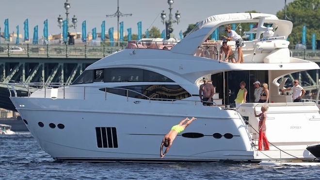 mac covid19 the gioi van co them 5 trieu trieu phu