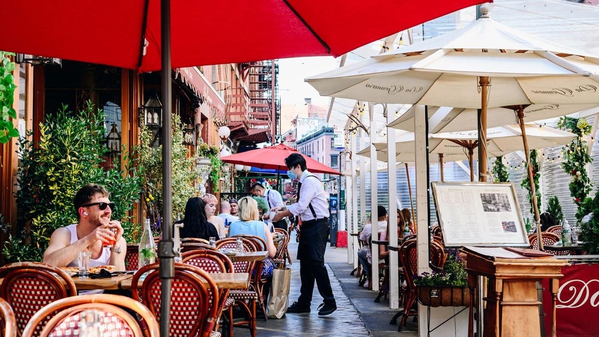 my cac ho gia dinh lac quan hon ve tinh hinh tai chinh ky vong gia ca se tang cham lai