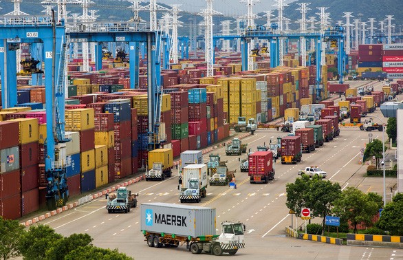 Mỹ xem xét “điều chỉnh” thuế quan đối với hàng hóa Trung Quốc trong vài tuần tới