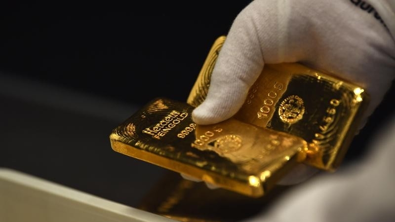 Giá vàng hôm nay 10/8/2025: Giá vàng neo mốc kỷ lục, khép lại một tuần đầy biến động, tín hiệu đột phá thực sự đến từ đâu?