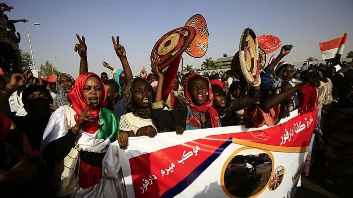 sudan hoi dong quan su va lien minh doi lap hoan dam phan chia se quyen luc