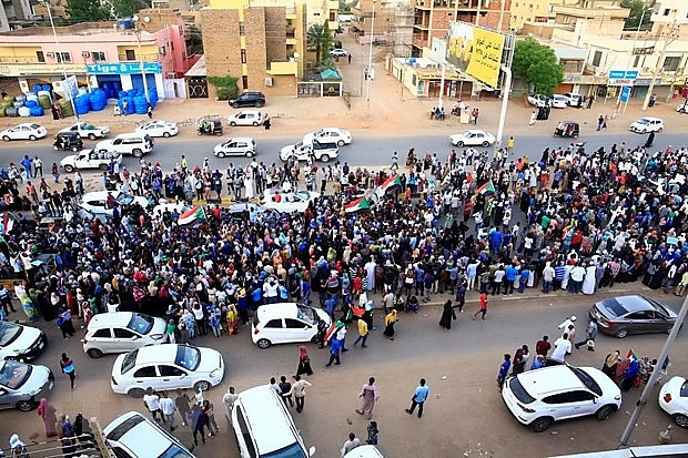 chinh bien o sudan cac ben ky thoa thuan chia se quyen luc