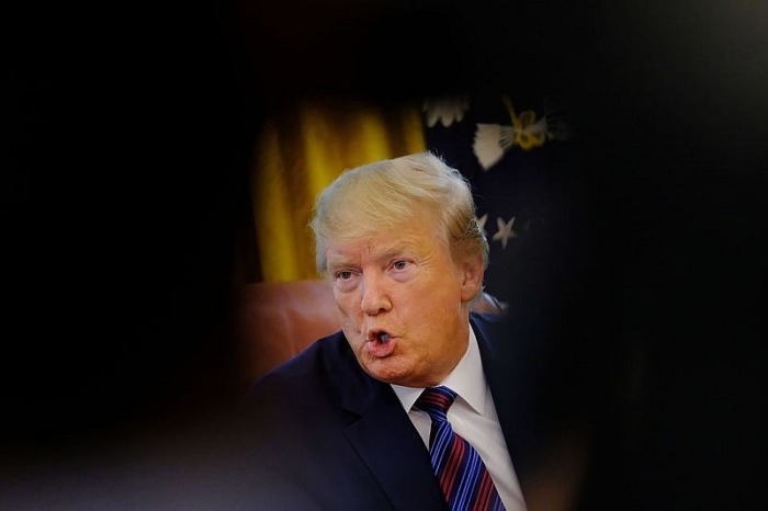 tong thong my co the tra dua phap bang cach danh thue ruou vang